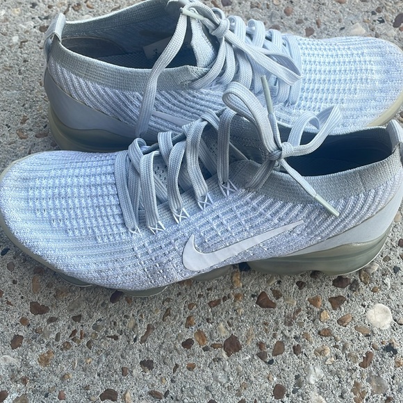Vapor Max wore twice at the most! - Picture 3 of 4